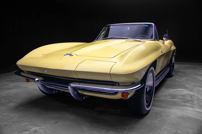 1965 Chevrolet Corvette C2 - Image 4 of 31