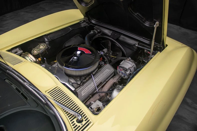 1965 Chevrolet Corvette C2 - Image 7 of 31