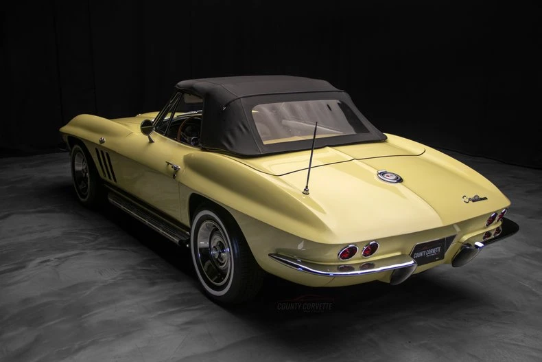 1965 Chevrolet Corvette C2 - Image 13 of 31