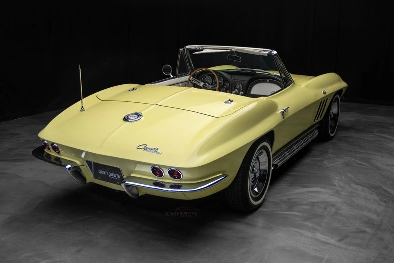 1965 Chevrolet Corvette C2 - Image 11 of 31