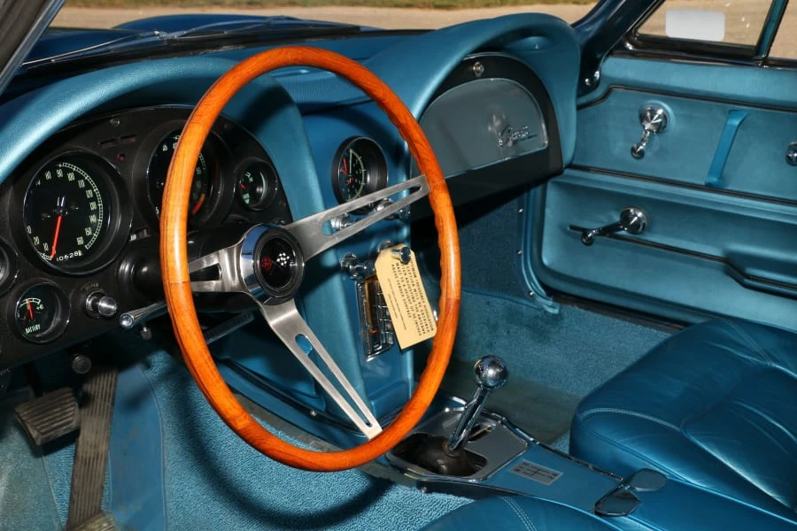 1965 Chevrolet Corvette C2 - Image 4 of 12