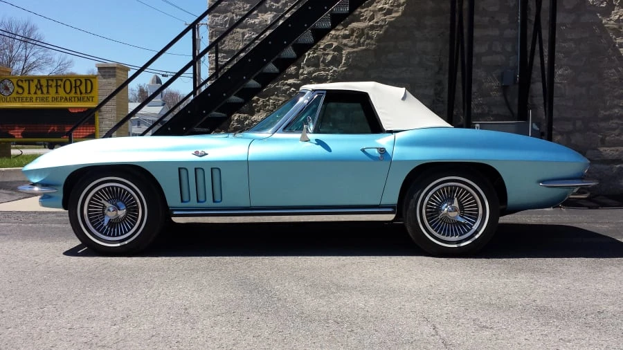 1965 Chevrolet Corvette C2 - Image 2 of 10