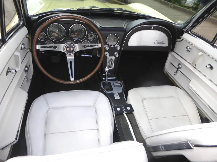 1965 Chevrolet Corvette C2 - Image 5 of 12