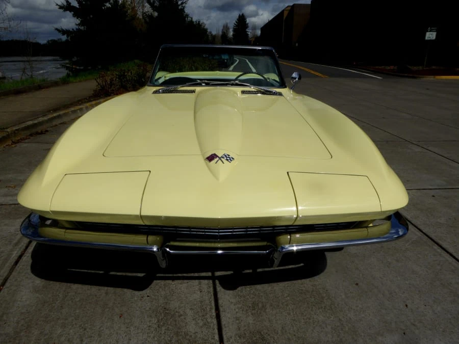 1965 Chevrolet Corvette C2 - Image 9 of 12