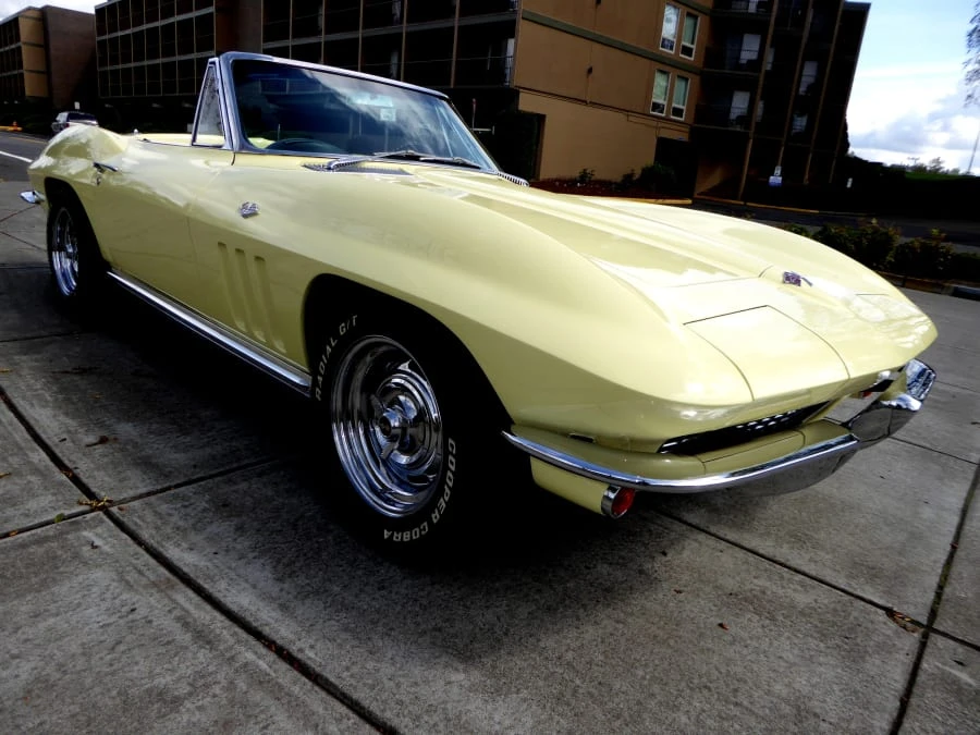 1965 Chevrolet Corvette C2 - Image 12 of 12