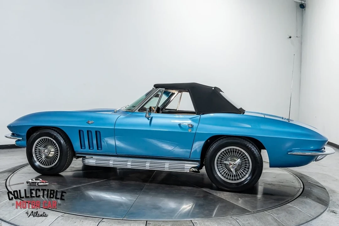 1965 Chevrolet Corvette C2 - Image 12 of 21