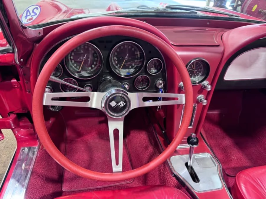 1965 Chevrolet Corvette C2 - Image 16 of 24
