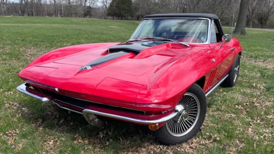 1965 Chevrolet Corvette C2 - Image 4 of 24