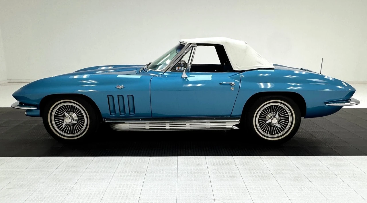 1965 Chevrolet Corvette C2 - Image 5 of 31