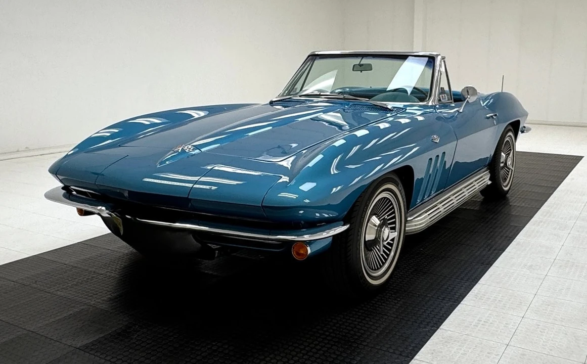 1965 Chevrolet Corvette C2 - Image 3 of 31