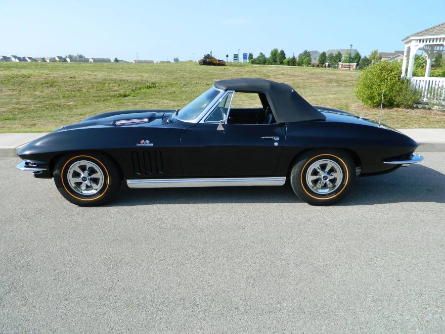 1965 Chevrolet Corvette C2 - Image 2 of 7