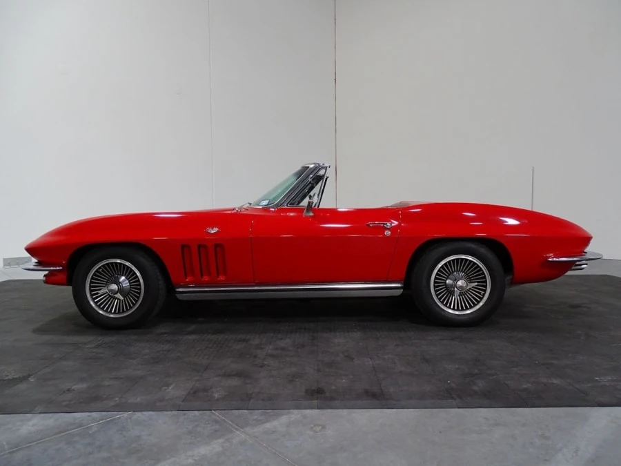 1965 Chevrolet Corvette C2 - Image 2 of 12
