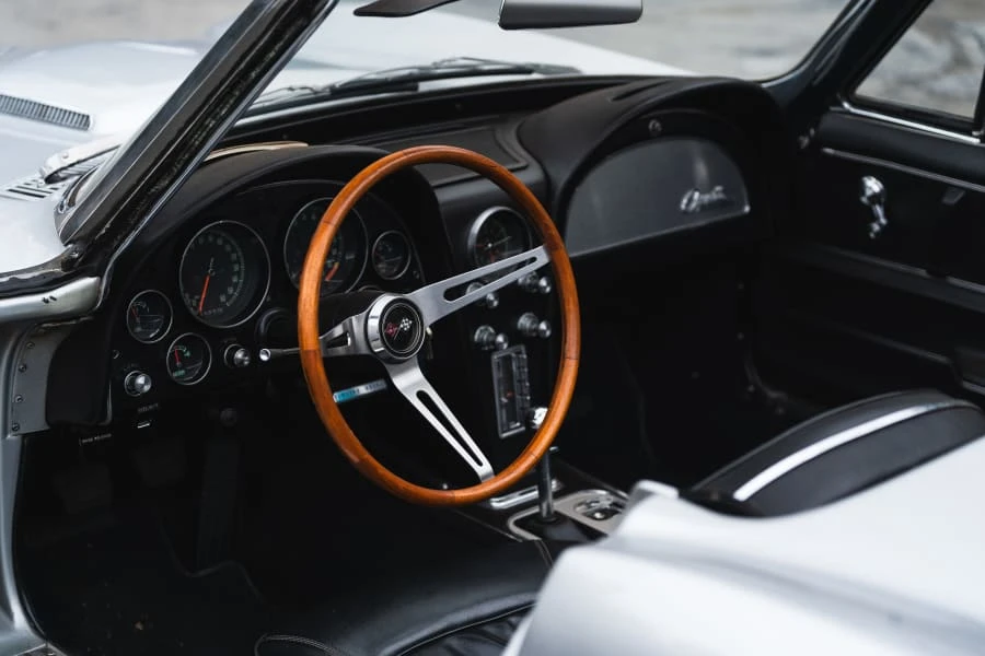 1965 Chevrolet Corvette C2 - Image 15 of 19