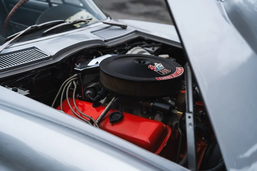 1965 Chevrolet Corvette C2 - Image 19 of 19