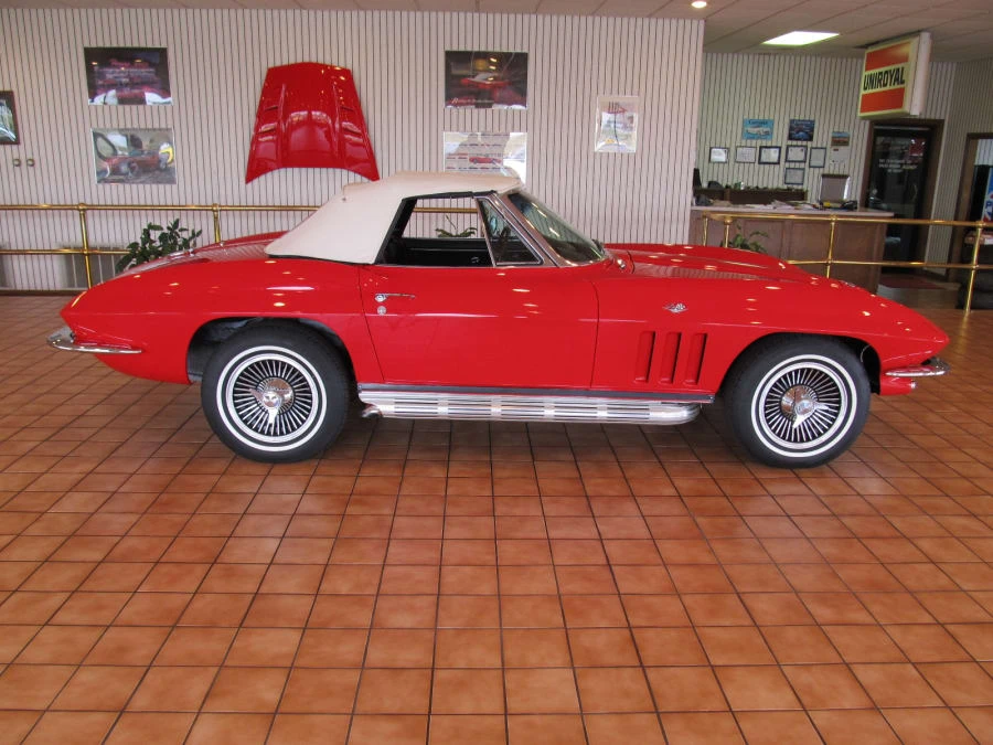 1965 Chevrolet Corvette C2 - Image 2 of 7