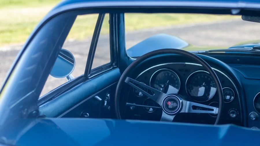 1965 Chevrolet Corvette C2 - Image 18 of 31