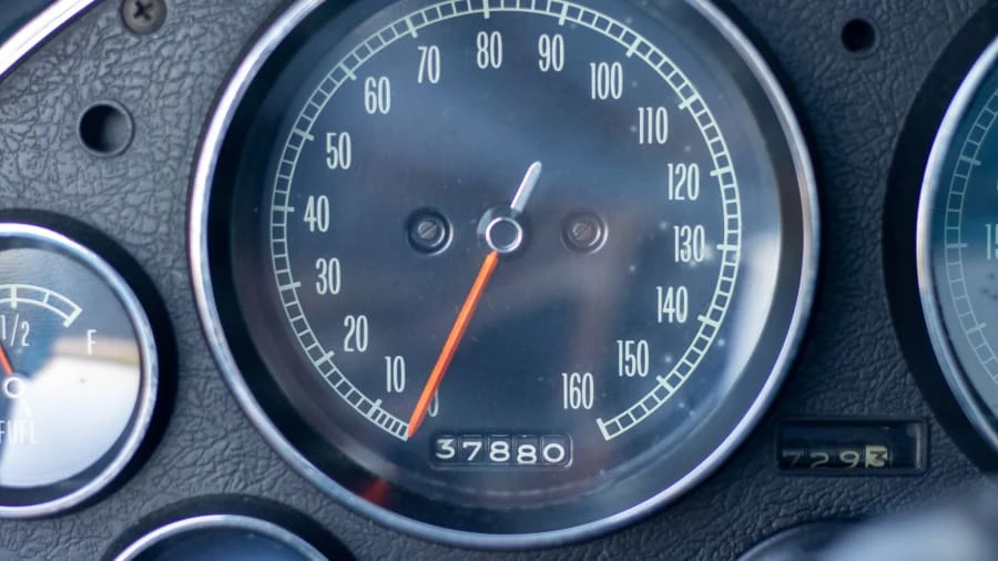 1965 Chevrolet Corvette C2 - Image 21 of 31