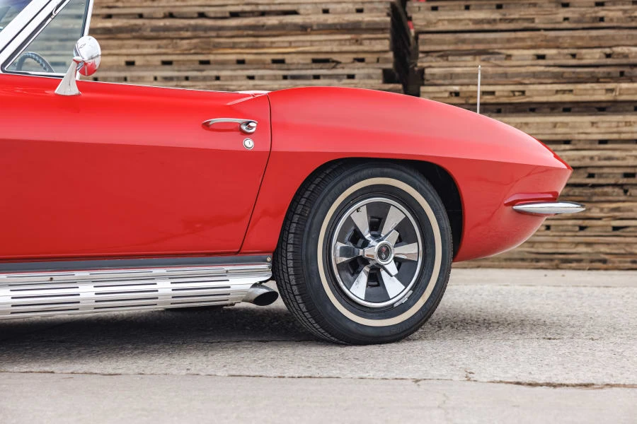 1965 Chevrolet Corvette C2 - Image 16 of 31