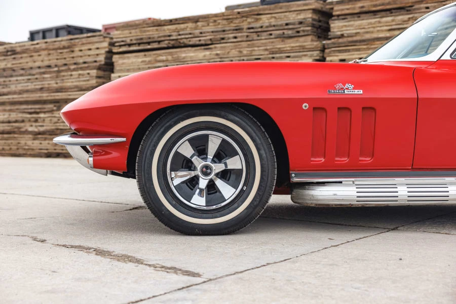 1965 Chevrolet Corvette C2 - Image 28 of 31