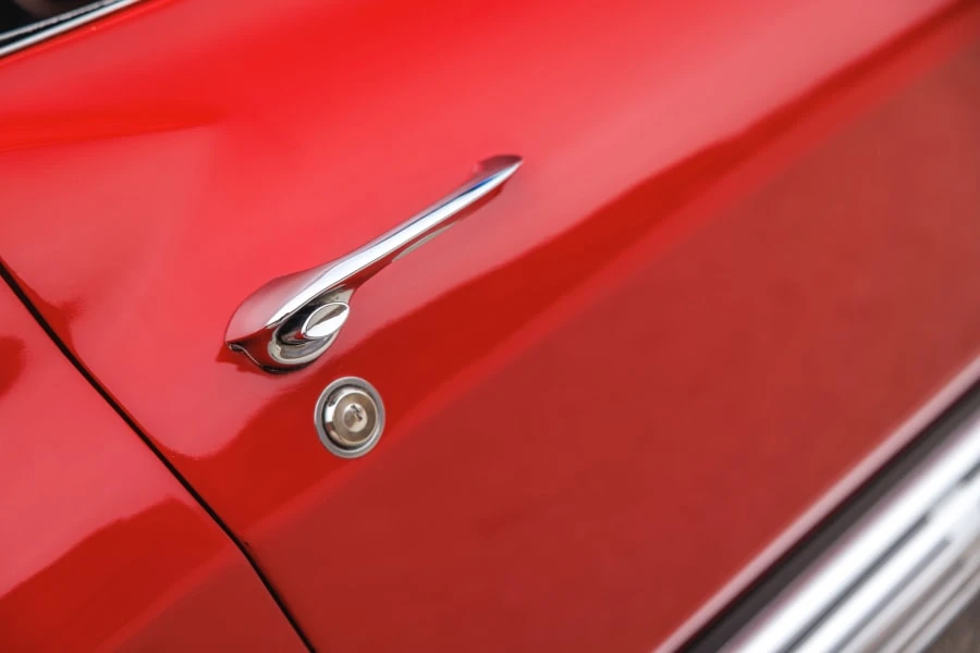 1965 Chevrolet Corvette C2 - Image 13 of 31