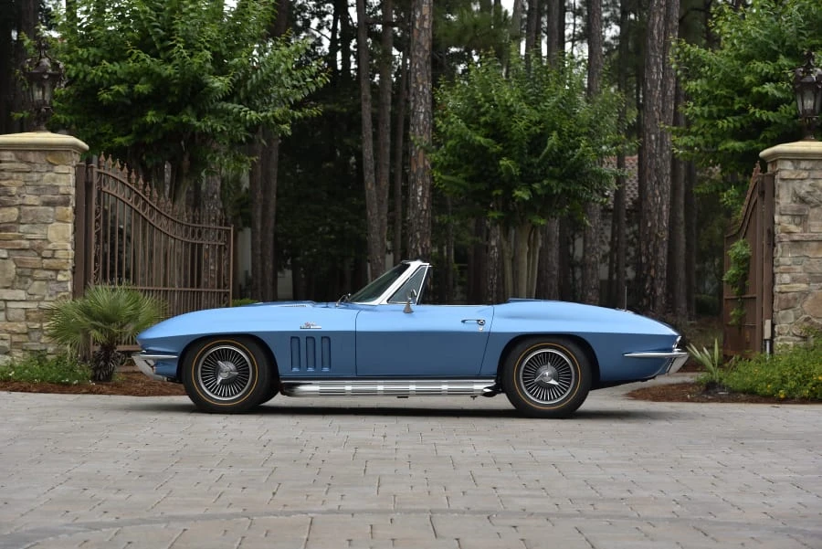 1965 Chevrolet Corvette C2 - Image 2 of 31