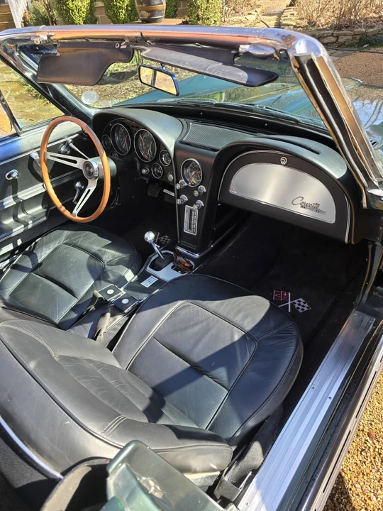1965 Chevrolet Corvette C2 - Image 15 of 17