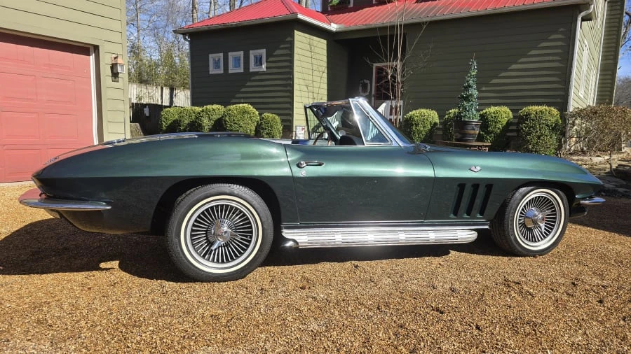 1965 Chevrolet Corvette C2 - Image 8 of 17
