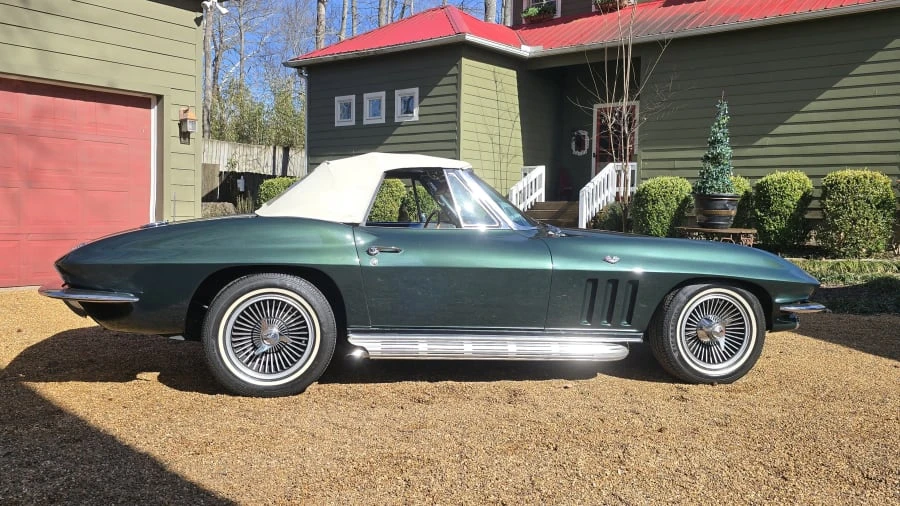 1965 Chevrolet Corvette C2 - Image 11 of 17