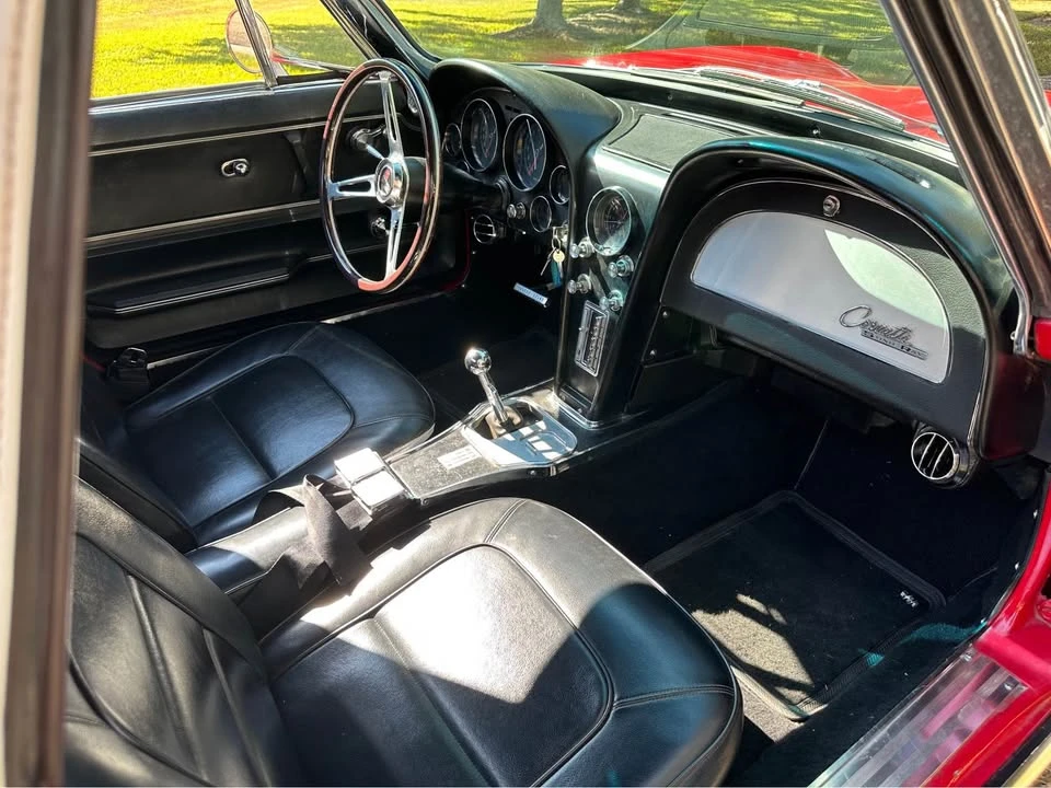 1965 Chevrolet Corvette C2 - Image 11 of 17