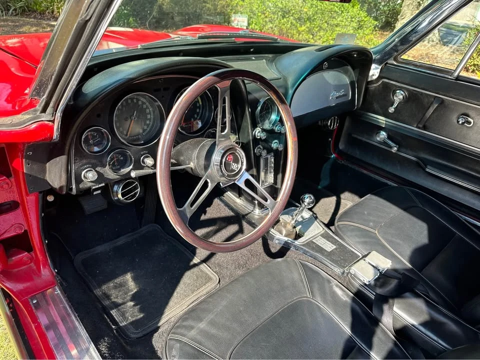 1965 Chevrolet Corvette C2 - Image 13 of 17