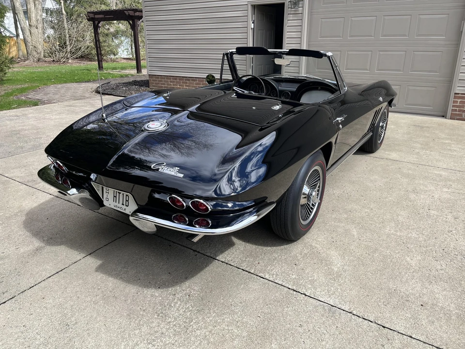 1965 Chevrolet Corvette C2 - Image 16 of 31