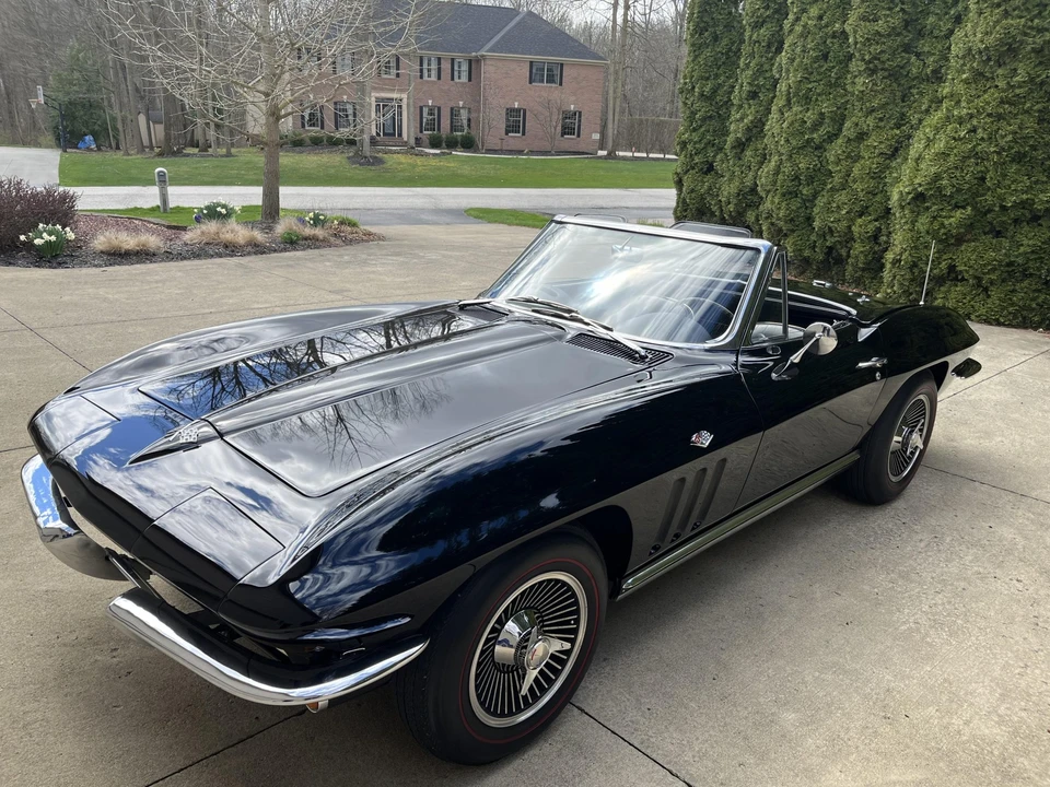 1965 Chevrolet Corvette C2 - Image 10 of 31