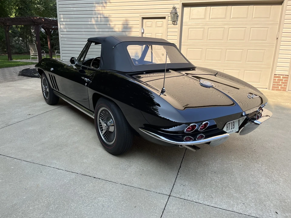 1965 Chevrolet Corvette C2 - Image 28 of 31