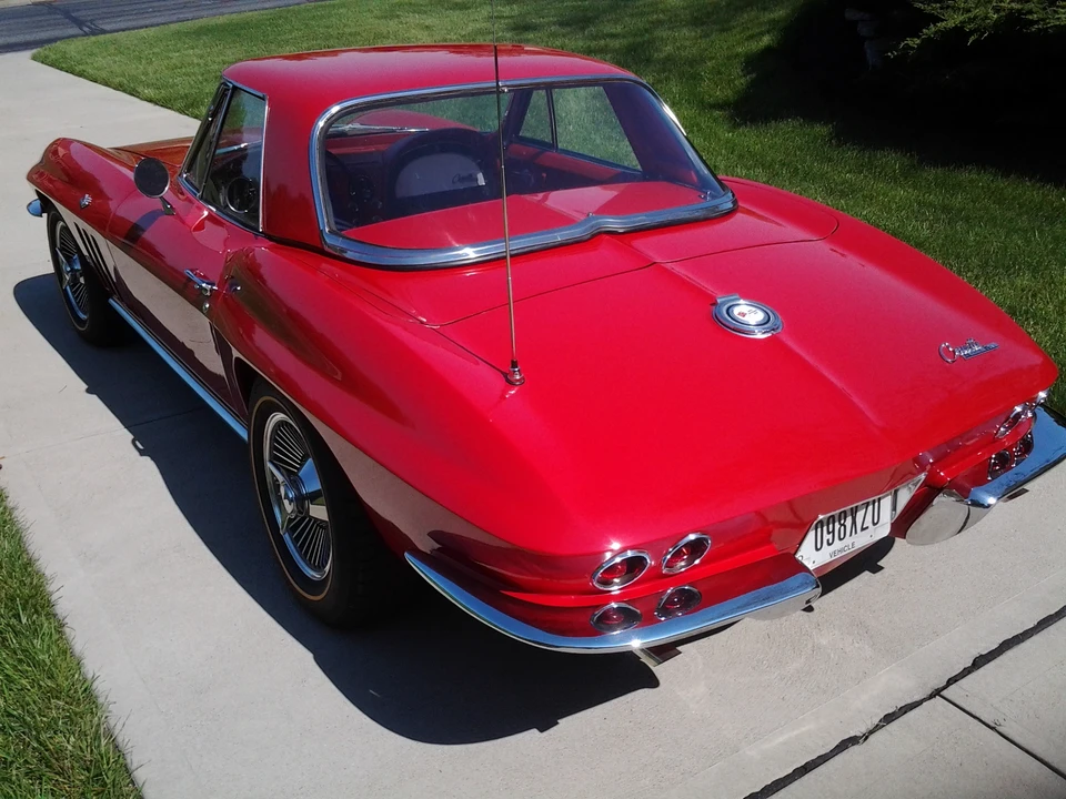 1965 Chevrolet Corvette C2 - Image 4 of 31
