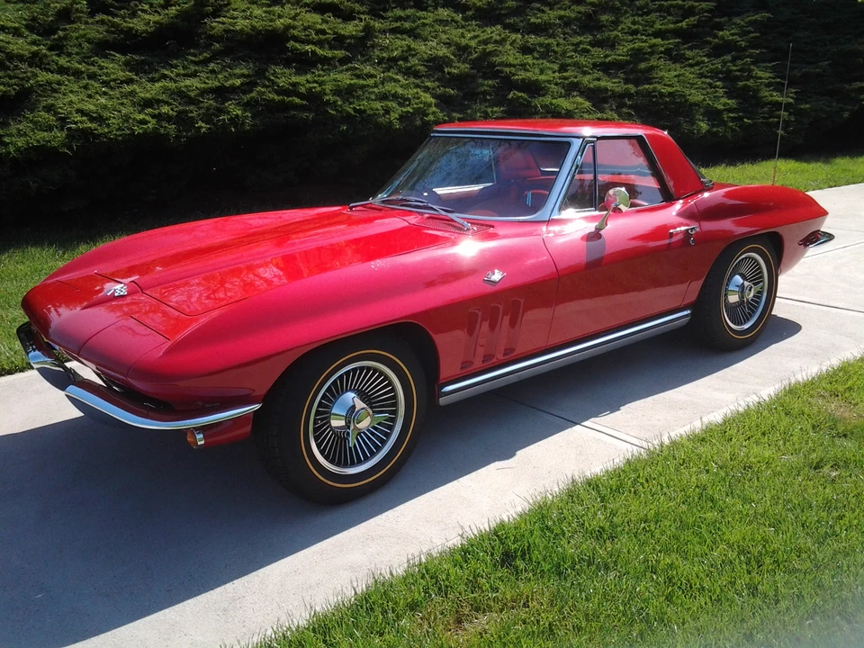 1965 Chevrolet Corvette C2 - Image 10 of 31