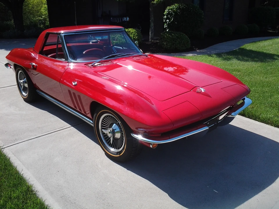 1965 Chevrolet Corvette C2 - Image 8 of 31