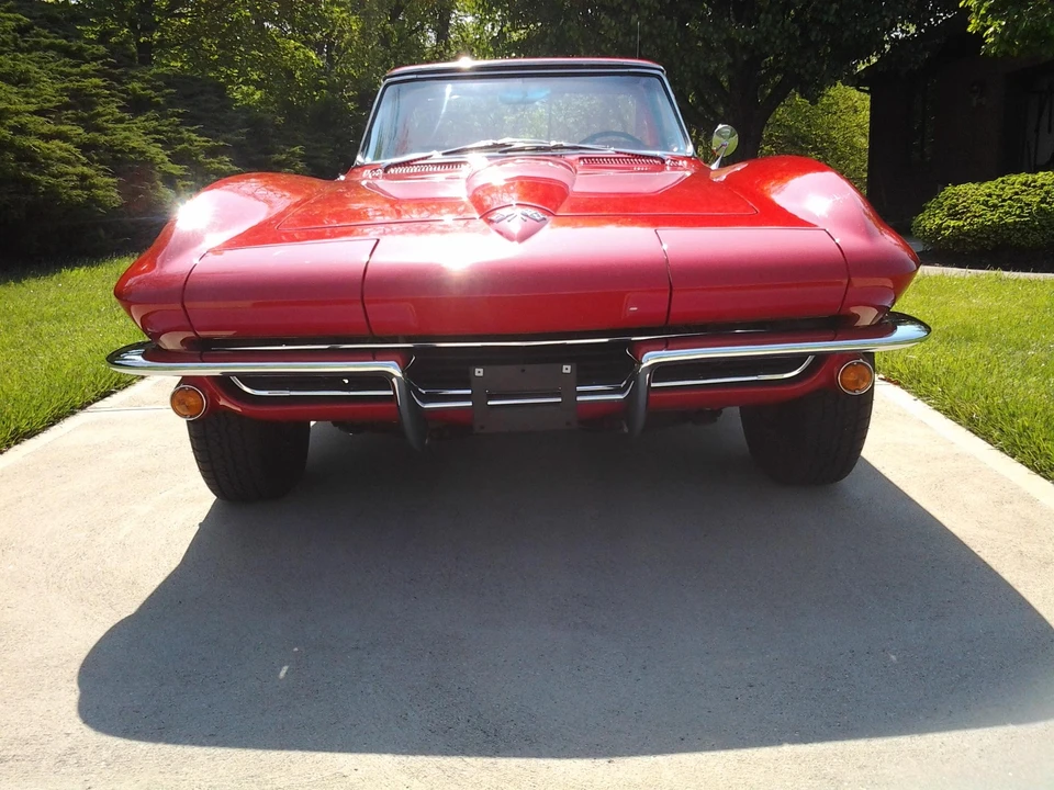 1965 Chevrolet Corvette C2 - Image 9 of 31