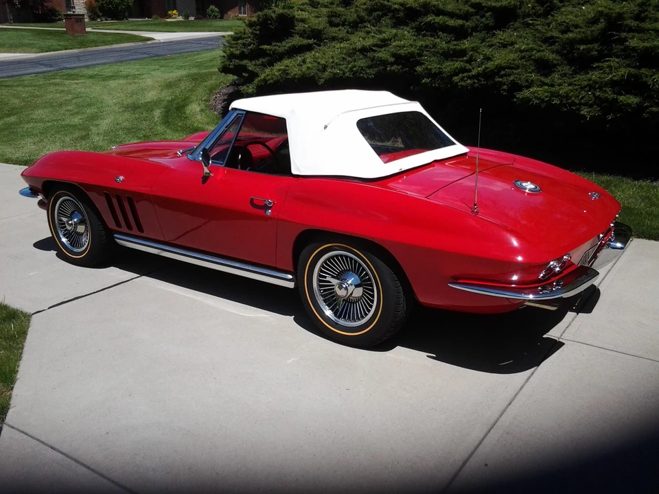 1965 Chevrolet Corvette C2 - Image 3 of 31