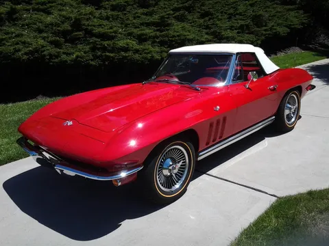 1965 Chevrolet Corvette C2 - Image 2 of 31