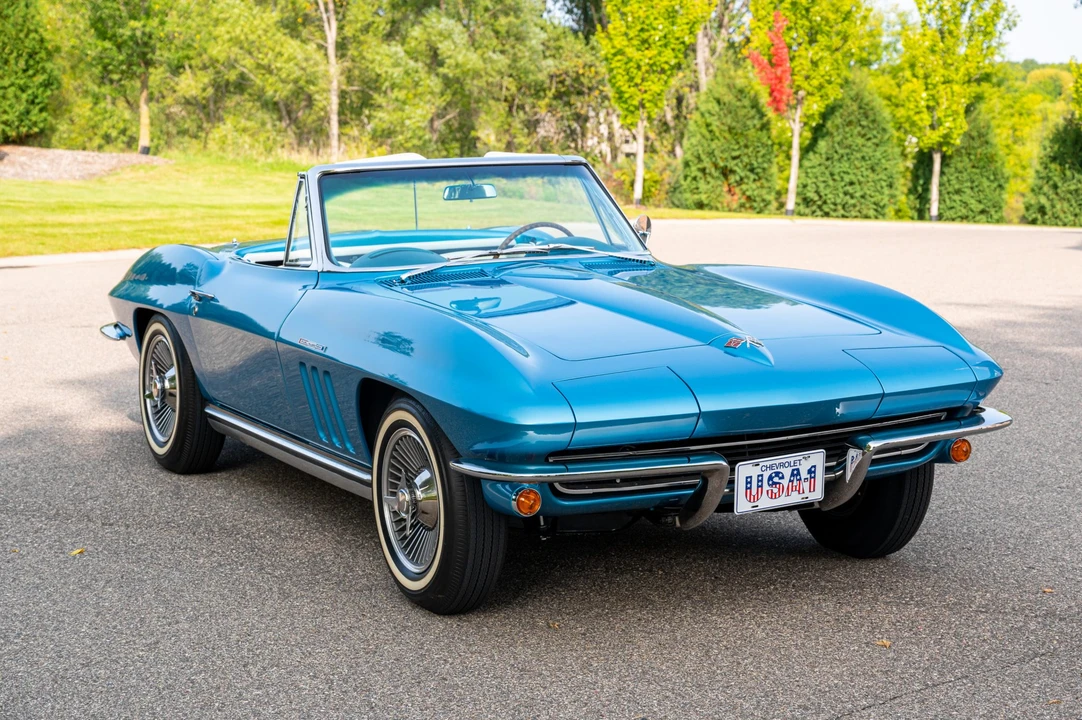 1965 Chevrolet Corvette C2 - Image 13 of 31