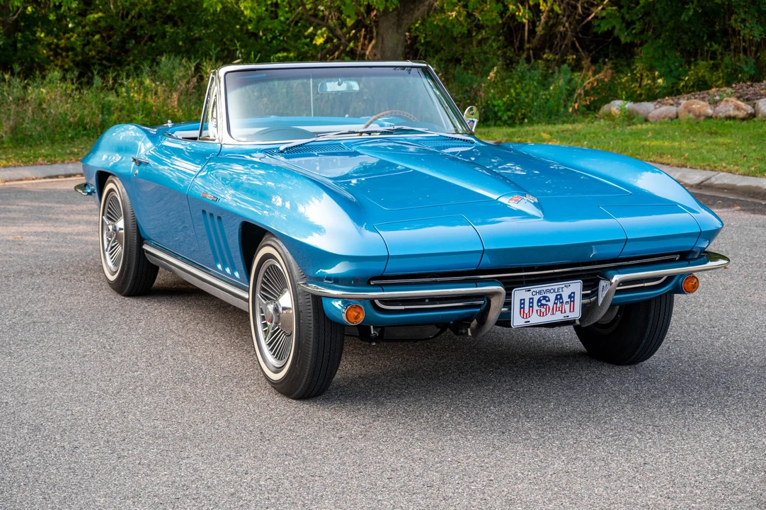 1965 Chevrolet Corvette C2 - Image 15 of 31
