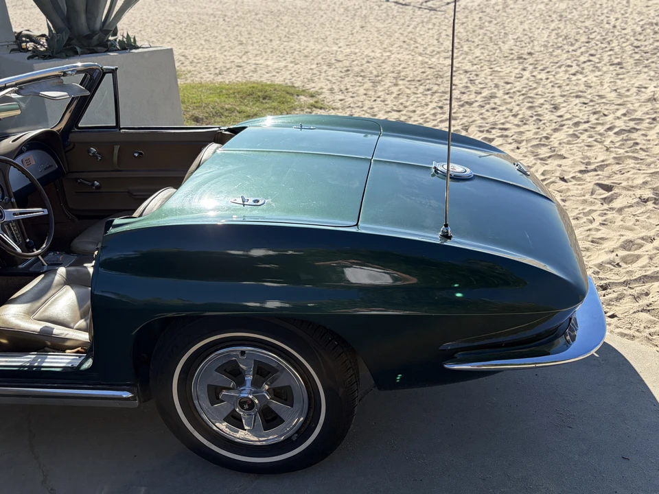1965 Chevrolet Corvette C2 - Image 13 of 31