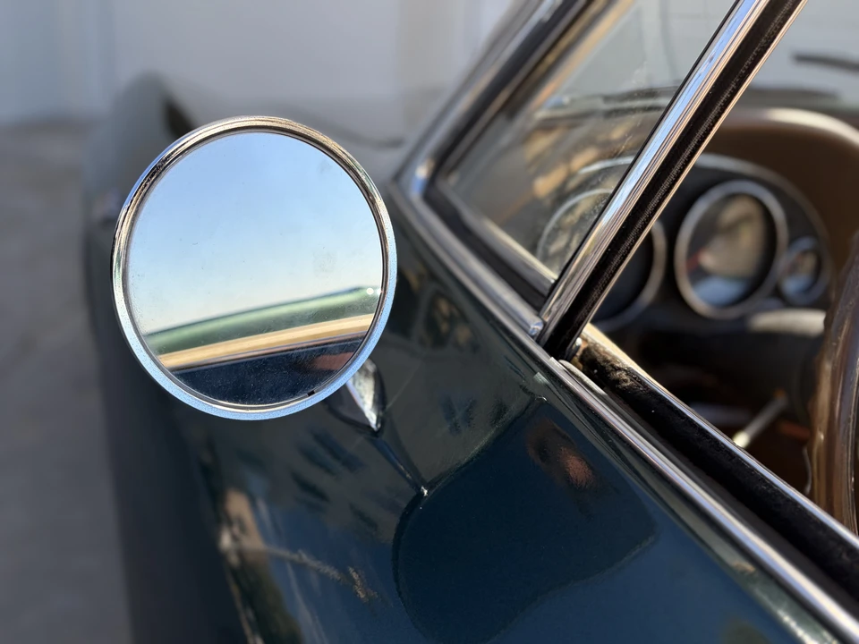 1965 Chevrolet Corvette C2 - Image 29 of 31