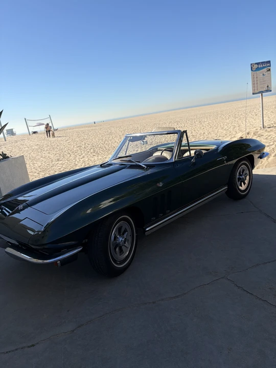 1965 Chevrolet Corvette C2 - Image 16 of 31