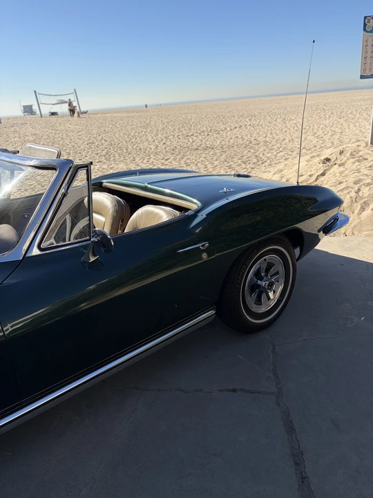 1965 Chevrolet Corvette C2 - Image 14 of 31