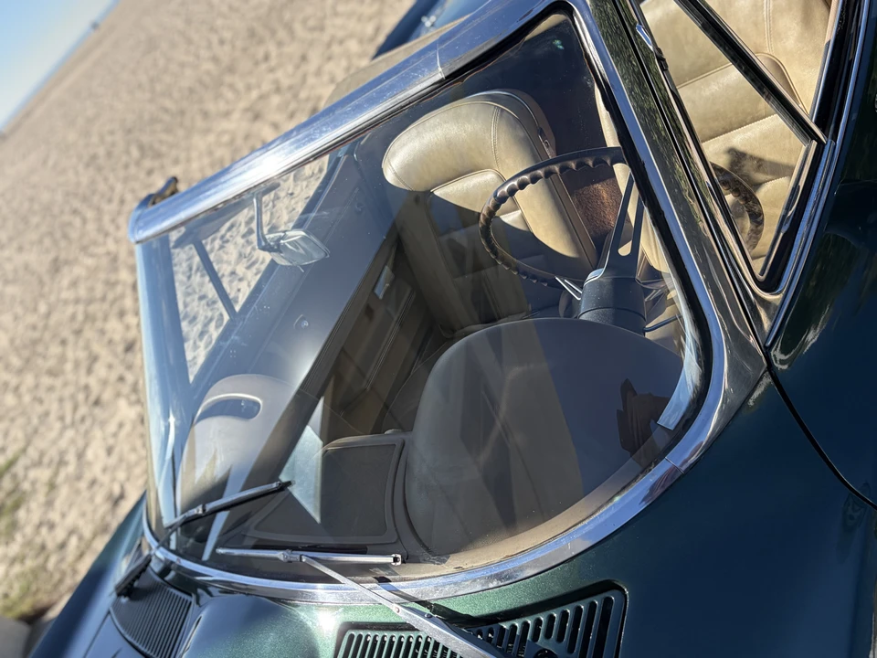 1965 Chevrolet Corvette C2 - Image 26 of 31
