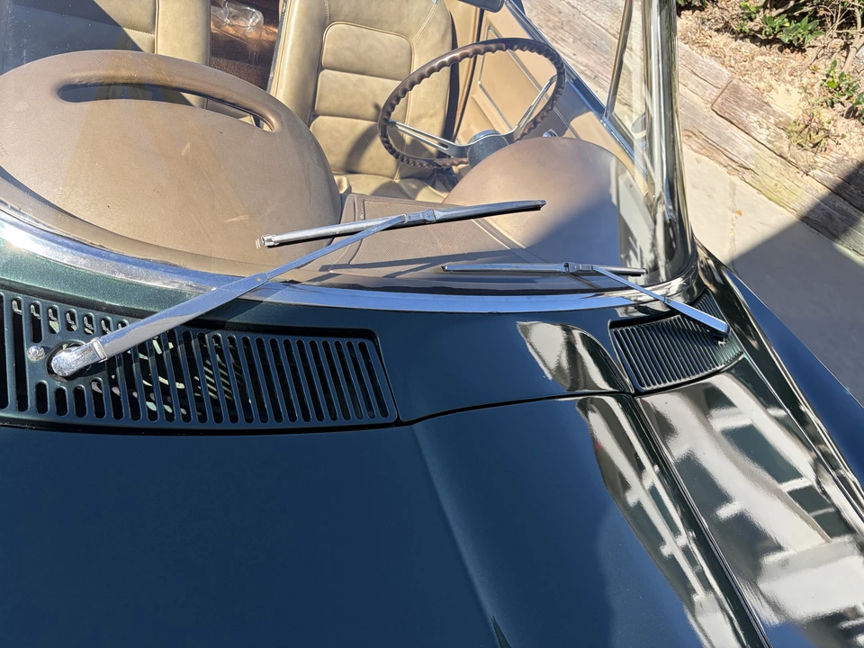 1965 Chevrolet Corvette C2 - Image 24 of 31
