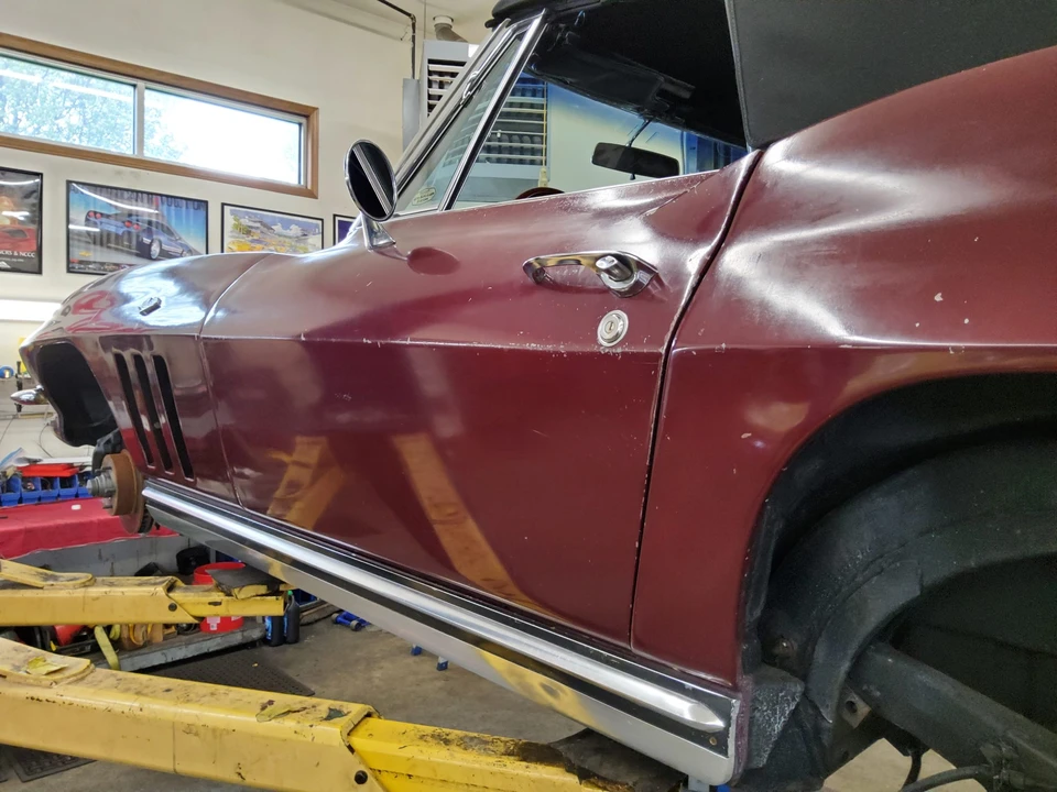1965 Chevrolet Corvette C2 - Image 18 of 31