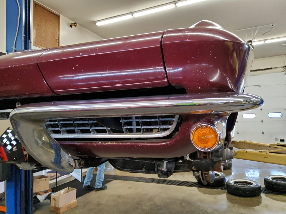 1965 Chevrolet Corvette C2 - Image 23 of 31