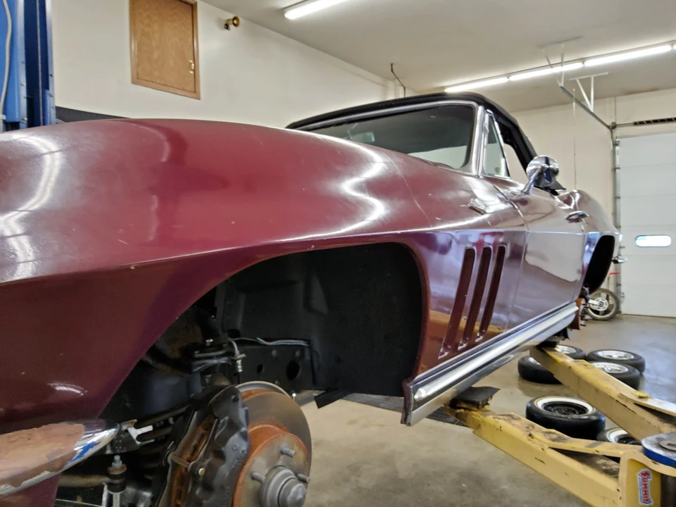 1965 Chevrolet Corvette C2 - Image 22 of 31